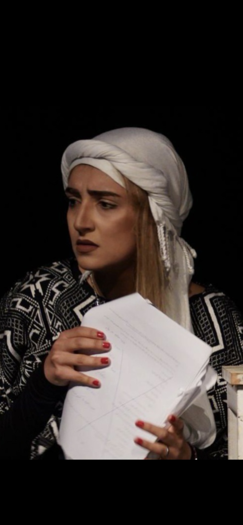 زهرا زیوری